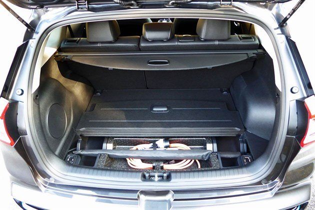 KIA E -Niro 2019 9 Battery Compartment