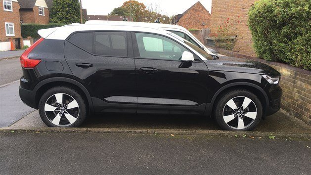 Volvo XC40 T3 2018 Side WPG