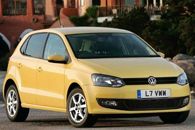 VW Polo 2011 5-dr Yellow 700