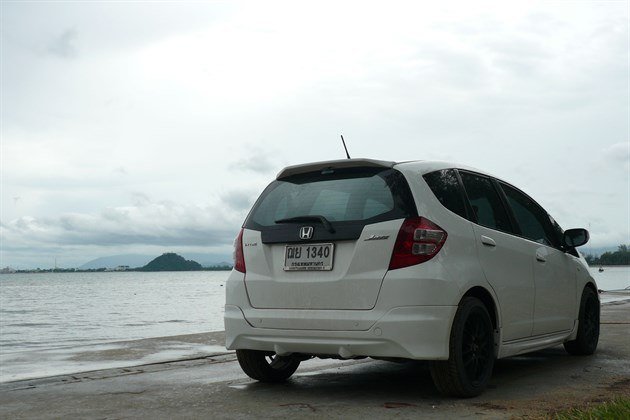 Honda Jazz Prachuap 3