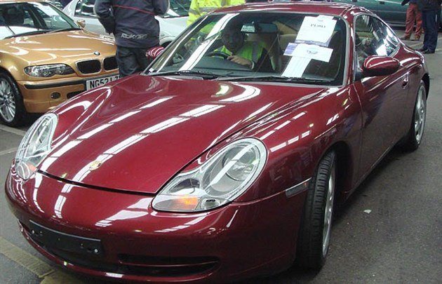 Por 911 996 2000V 700