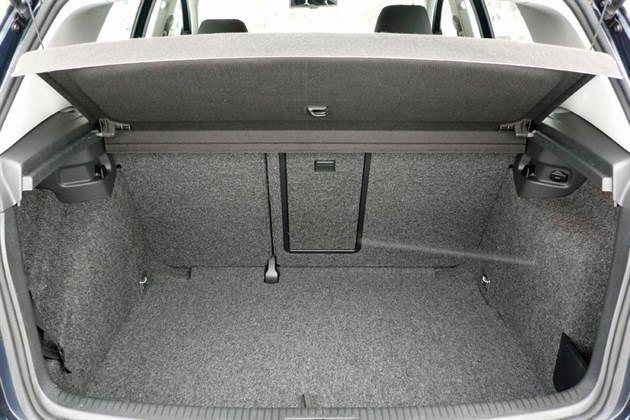 VW Golf VI SE T Load 700