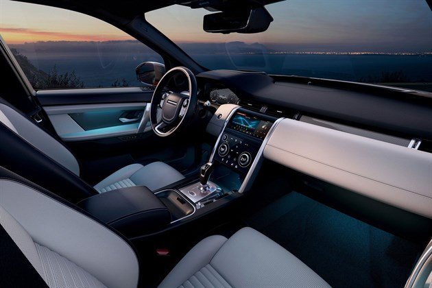 Land -Rover -Discovery -Sport -(2)