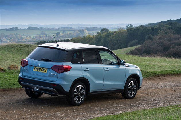 Suzuki Vitara 2019 R34 Descending Hill