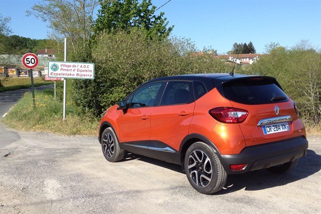 Renault Captur R34 Orange Copy