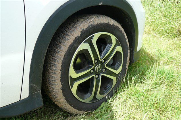 Honda HR-V Cross Climate Mud Front (1)