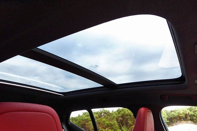 Volvo XC40 T3 2018 Glass Roof