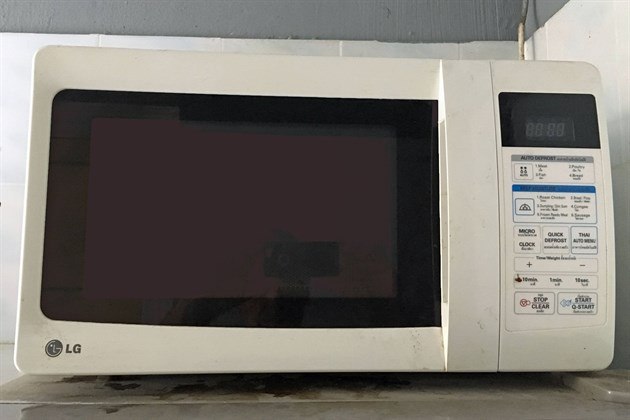 Microwave Oven