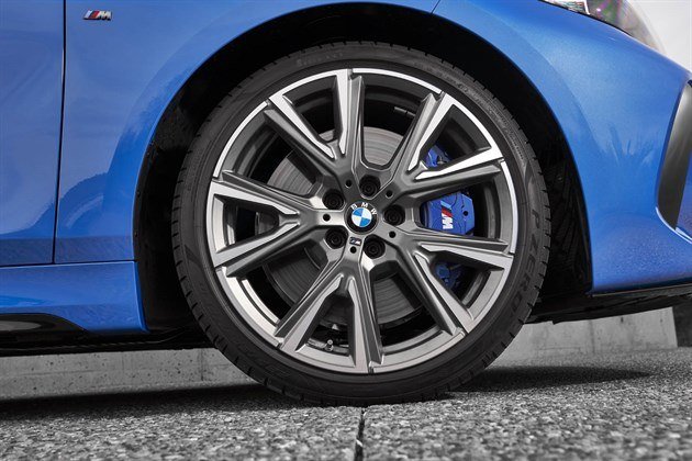 BMW 1-Series 2019 9 19-inch Wheel