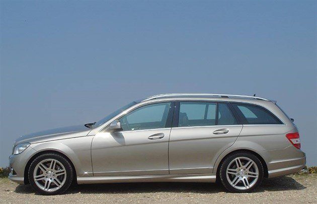 MB C320CDI Est T Side 700 (1)