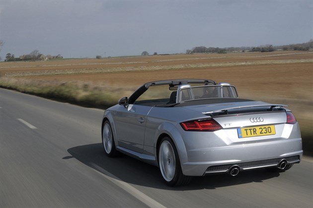 Audi TT Roadster 2015 R34 Moving (1)