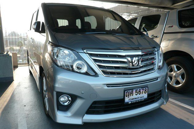 Toyota Alphard 2nd Front 2015