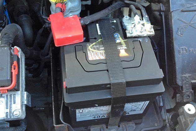 FIAT 500 RO08 Yuasa Battery (3)
