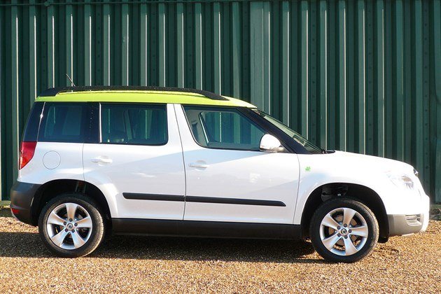 Skoda Yeti Green Top Side Low Res (1)
