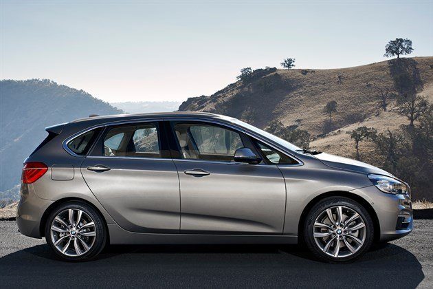 BMW 2 Series Tourer Side 2