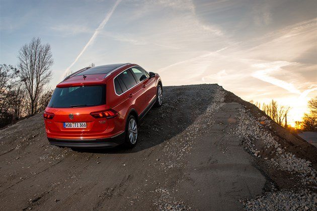 VW Tiguan 2016 Slope