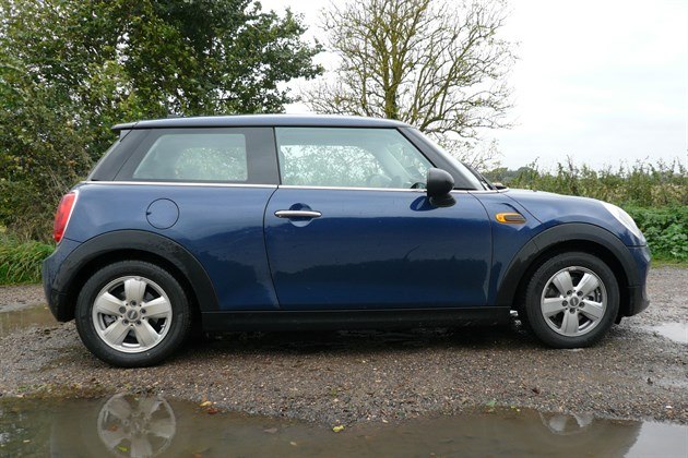 MINI One 1.2 2015 Side