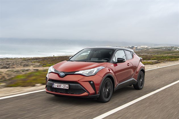 Toyota CHR 2020 F34 Speed Coast Road