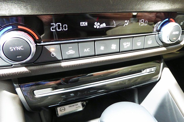 Mazda 6 Tourer 2018 CD Player