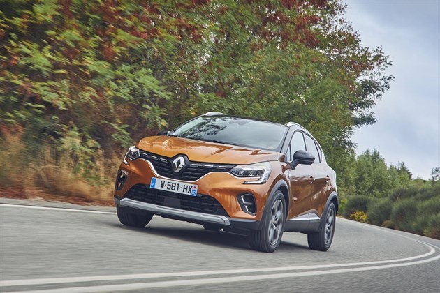 Renault Captur 2020 F34 Cornering