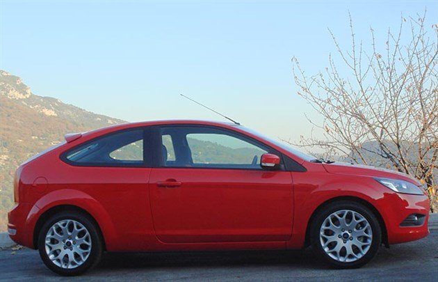 Ford Focus III T Spt Side 700