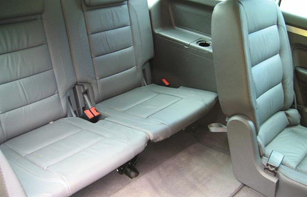 VW Touran Back Seats 700