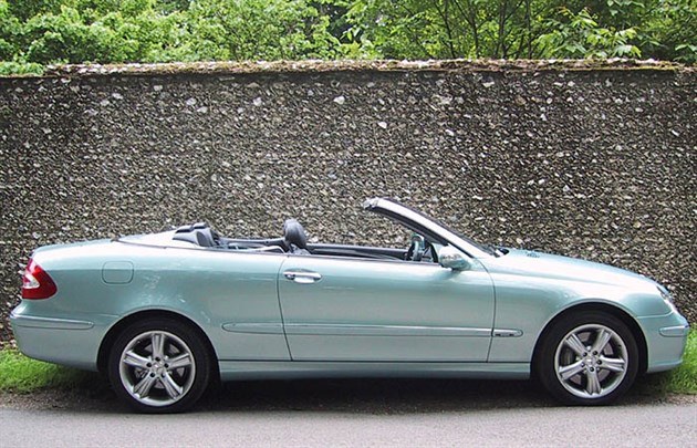 MB CLK 03 Conv Side 700