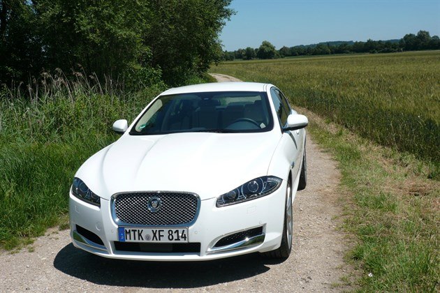 Jaguar XF 2.2D F34 2 700
