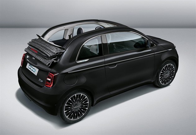 02_New 500La Primaby Bocelli