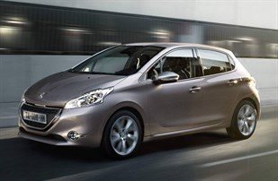 Peugeot 208 (5)