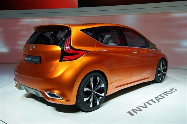 Nissan _Invitation (1)