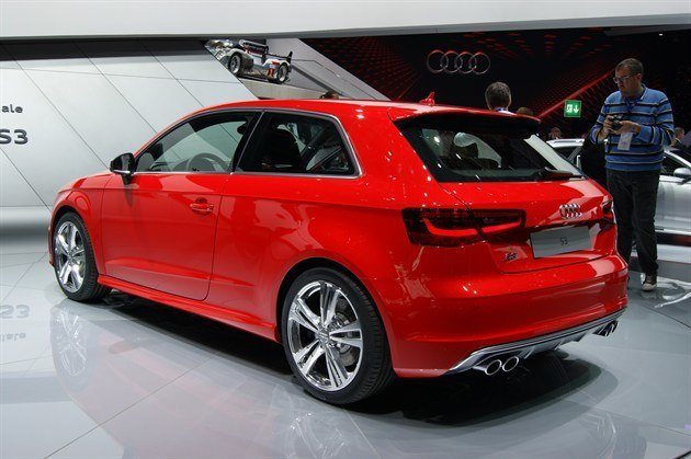 Par 2012Audi S3_2