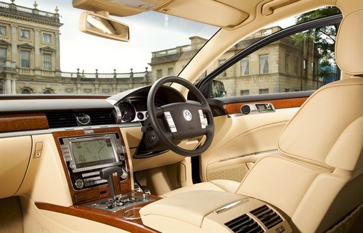 Volkswagen Phaeton Cabin