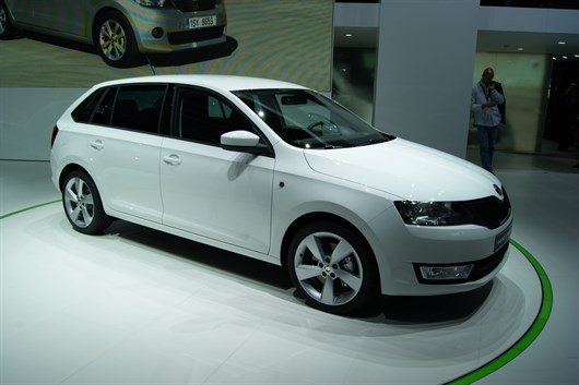SKODA_Rapid _Spaceback1