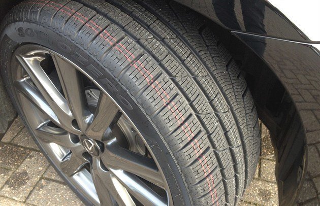 Lexus GS450h Winter Tyres (2)