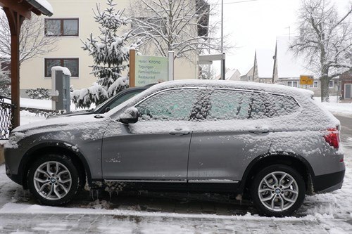 BMW F25 X3 T Side Snow 700