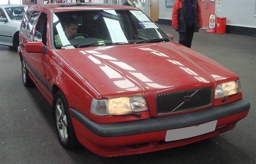 Volvo 850 Est N Reg Front Retouched