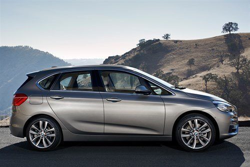 BMW 2 Series Tourer Side Still (1)