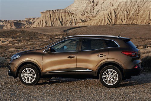Renault Kadjar Side Brown Desert (1)